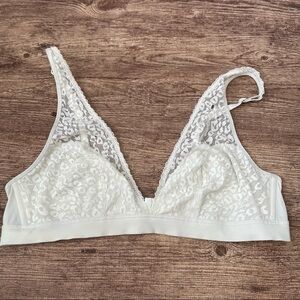 Victoria's Secret Pink White Lace Bralette Size Large